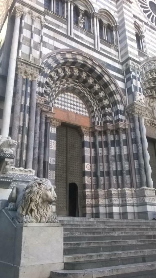 La Casa Accanto Al Duomo Genoa